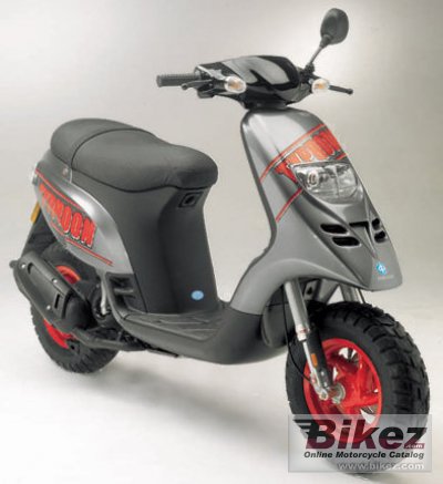 2005 Piaggio Typhoon 50 photo